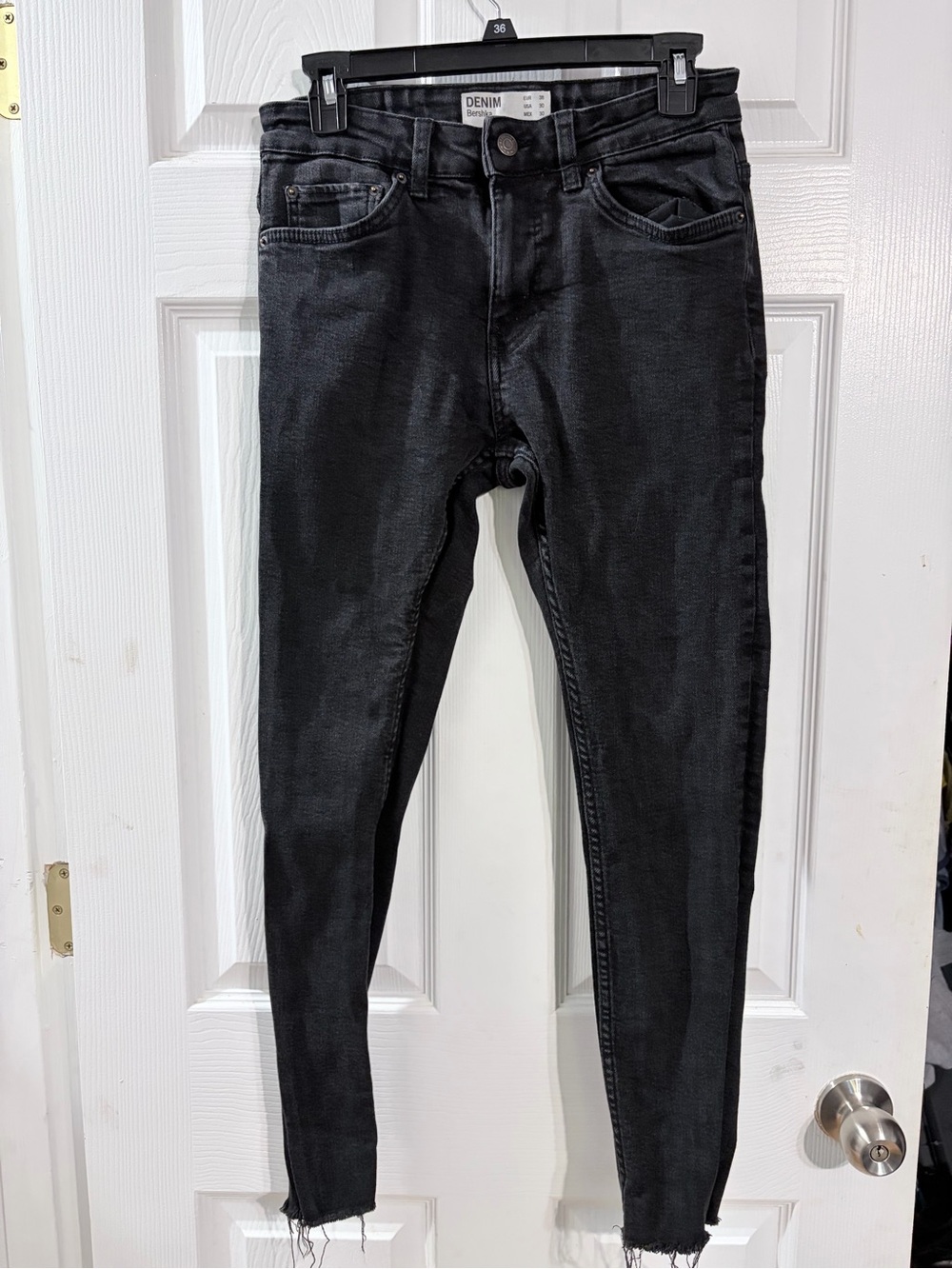Bershka Black Skinny Jeans Size 30 Washed Denim Raw Frayed Hem